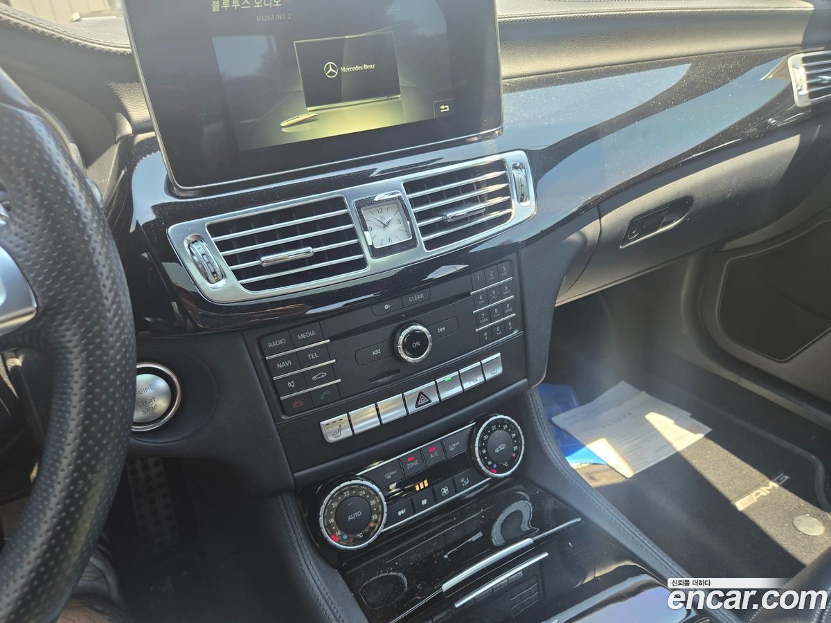 Mercedes-Benz CLS-Class