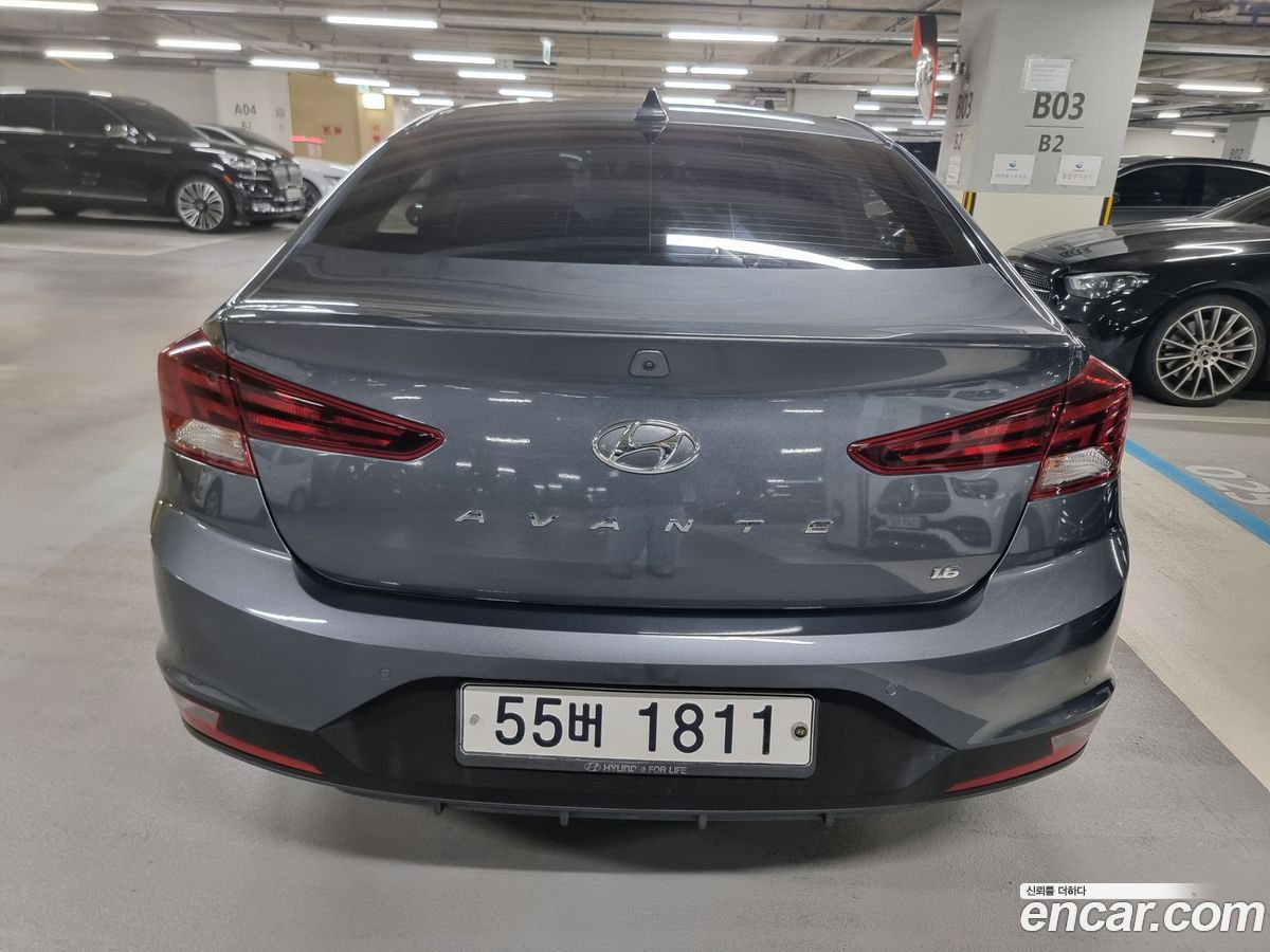 Hyundai AVANTE