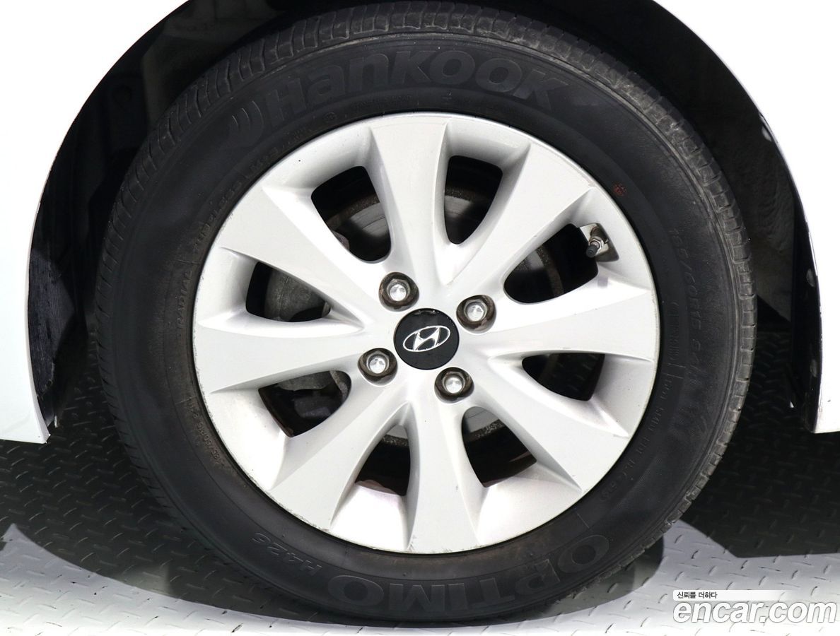 Hyundai Accent