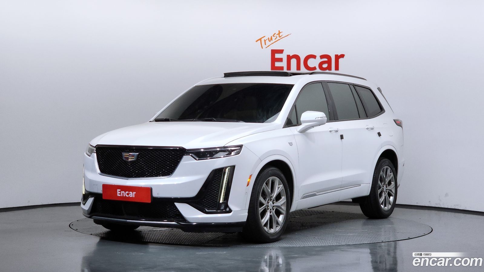 Cadillac XT6