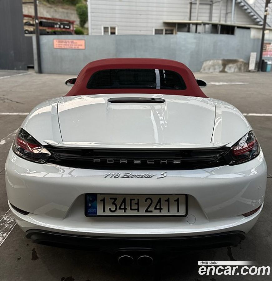Porsche 718