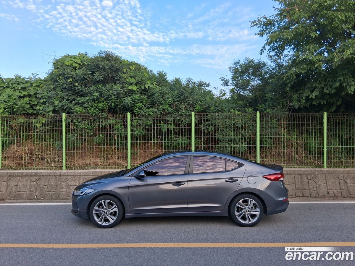 Hyundai AVANTE