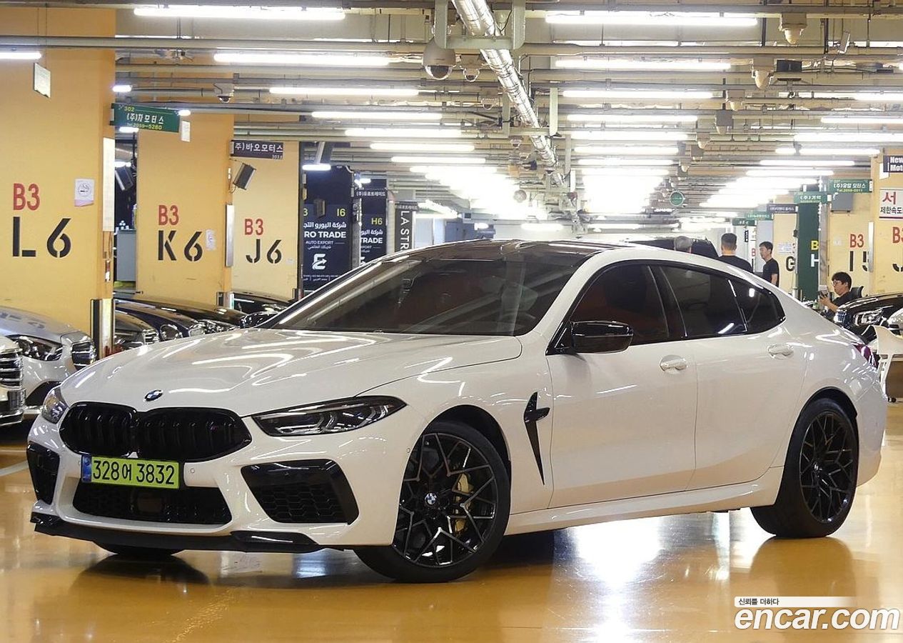 BMW M8