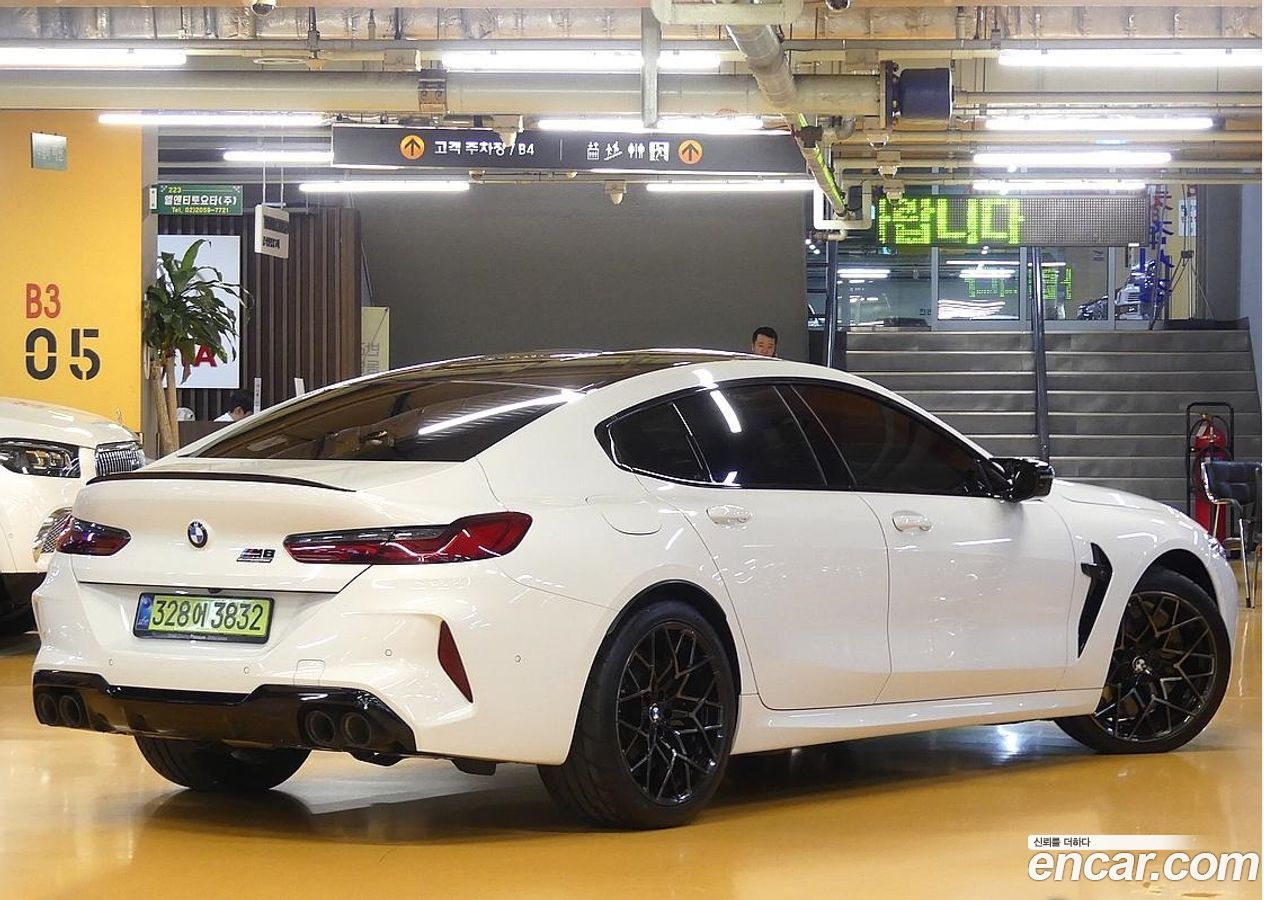 BMW M8