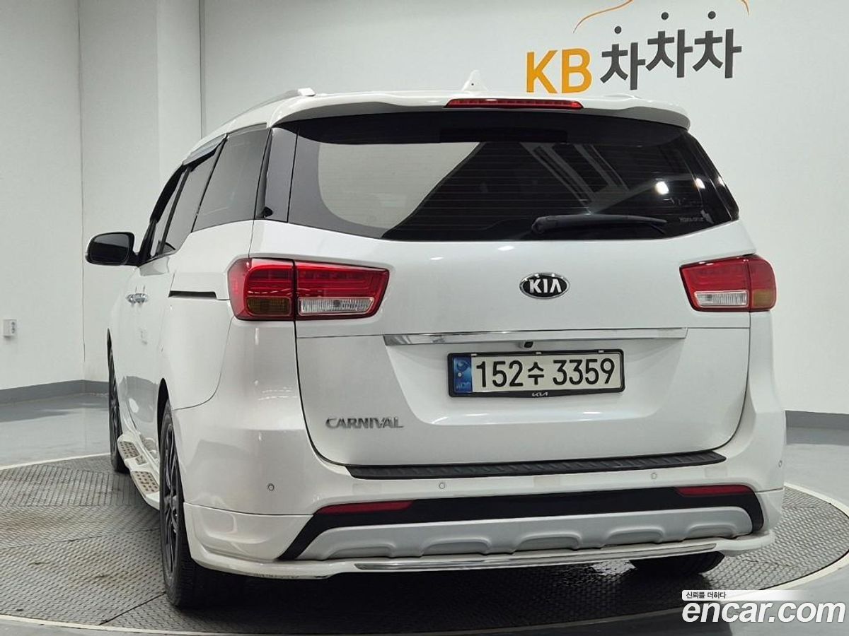 Kia Canival