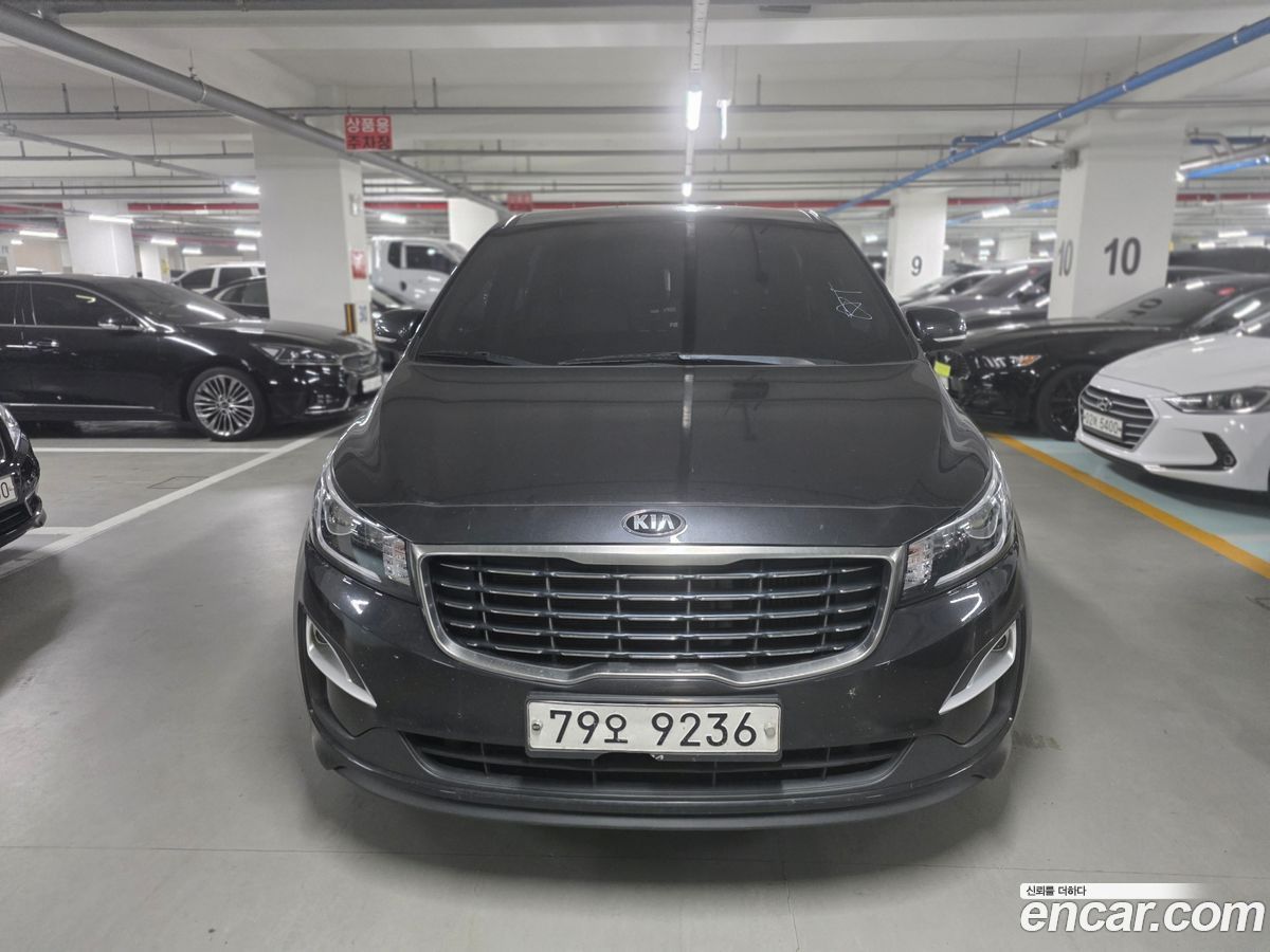 Kia Canival