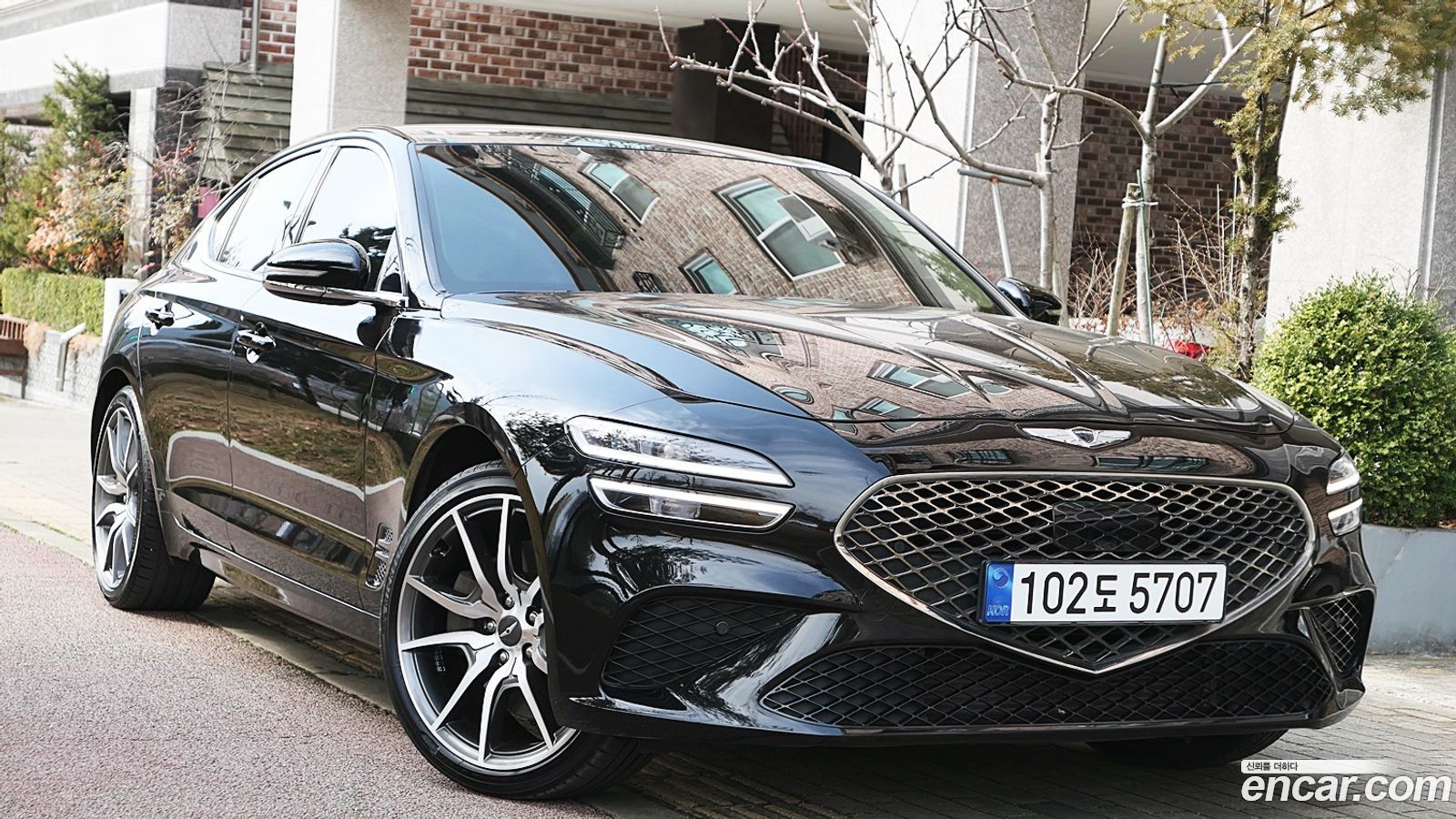 Genesis G70