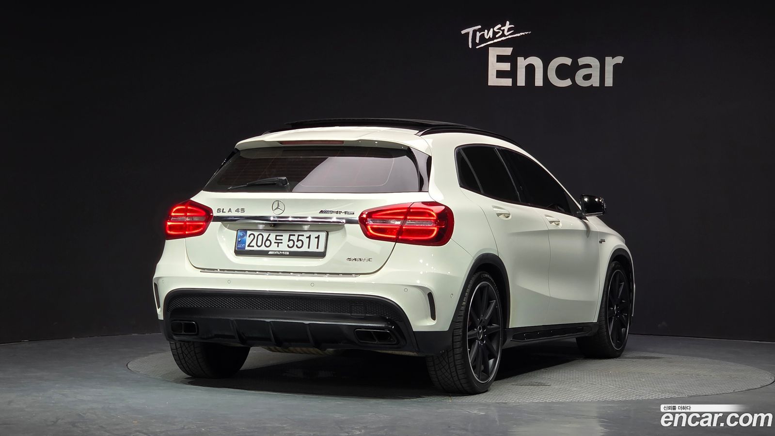 Mercedes-Benz GLA-Class
