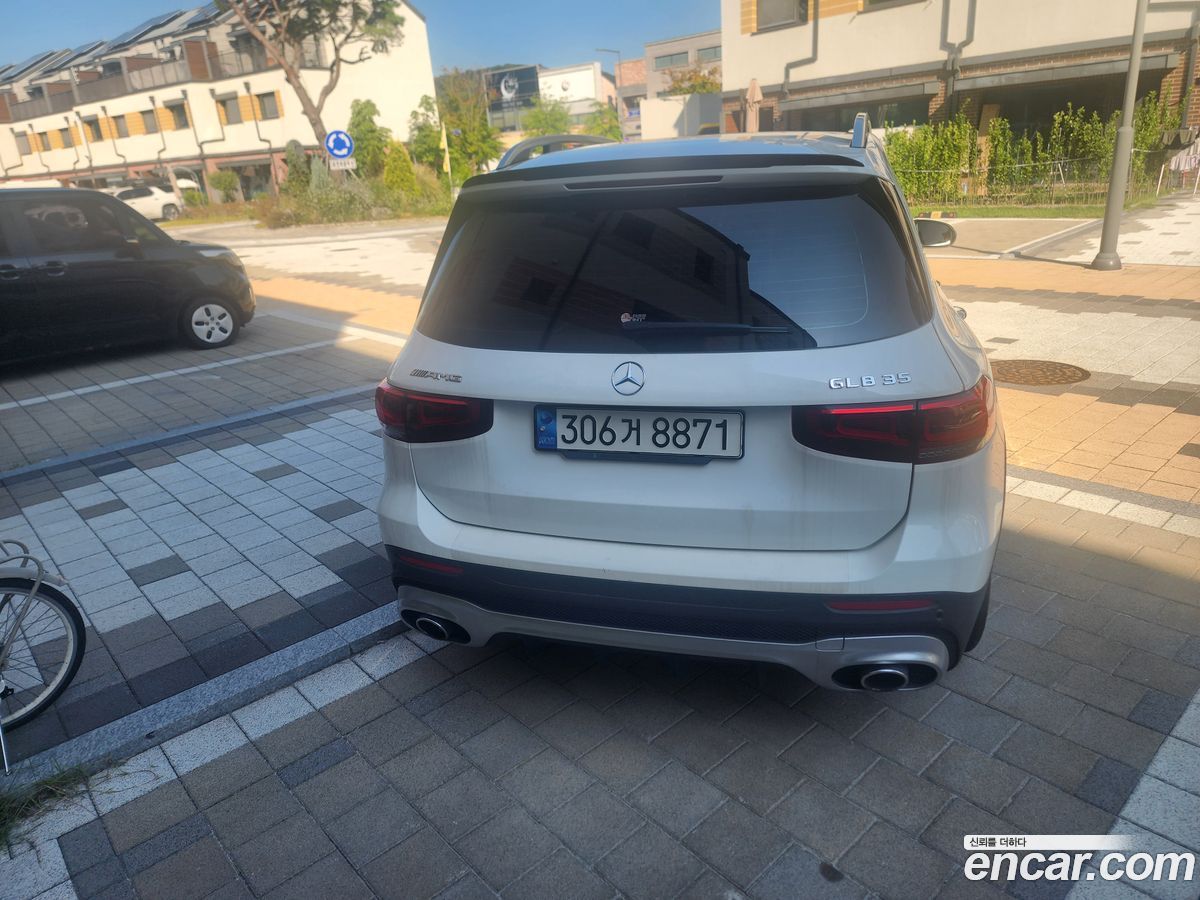Mercedes-Benz GLB-Class