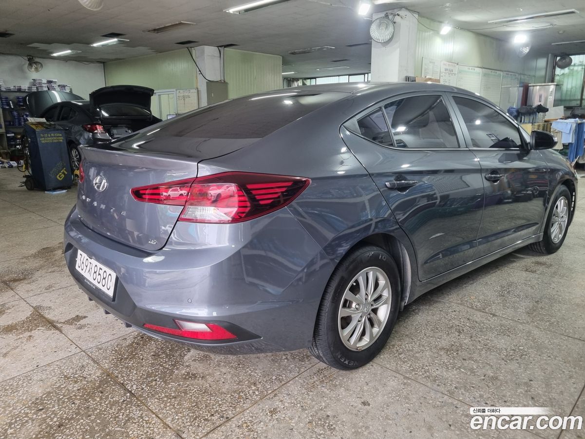 Hyundai AVANTE