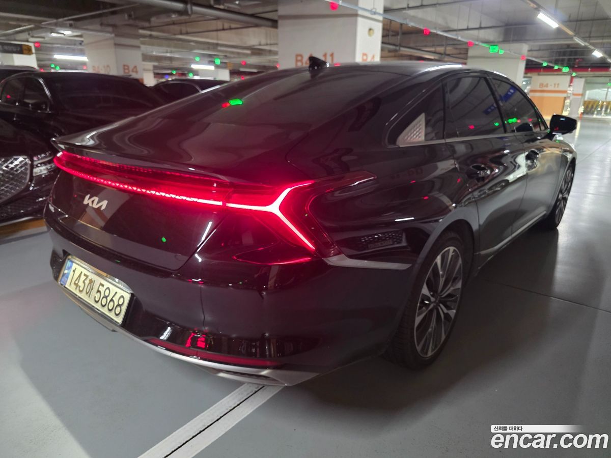 Kia K8