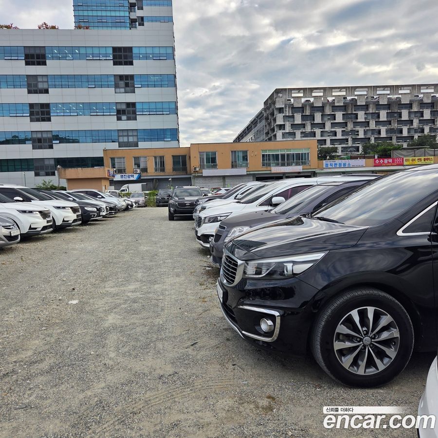 Kia Canival