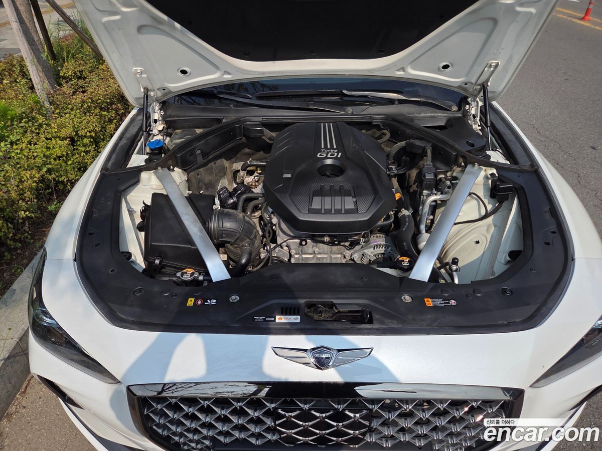 Genesis G70
