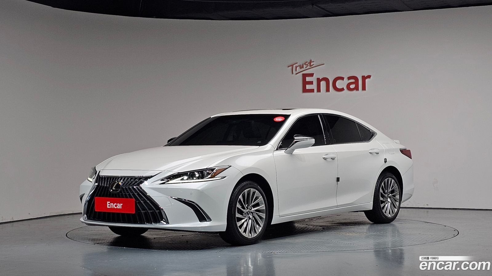 Lexus ES Mk7