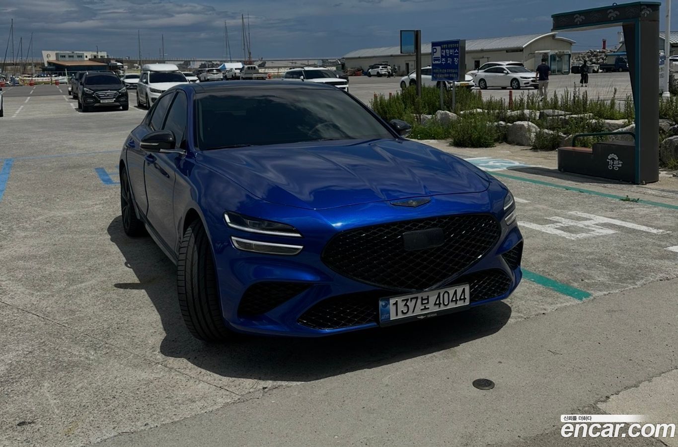 Genesis G70
