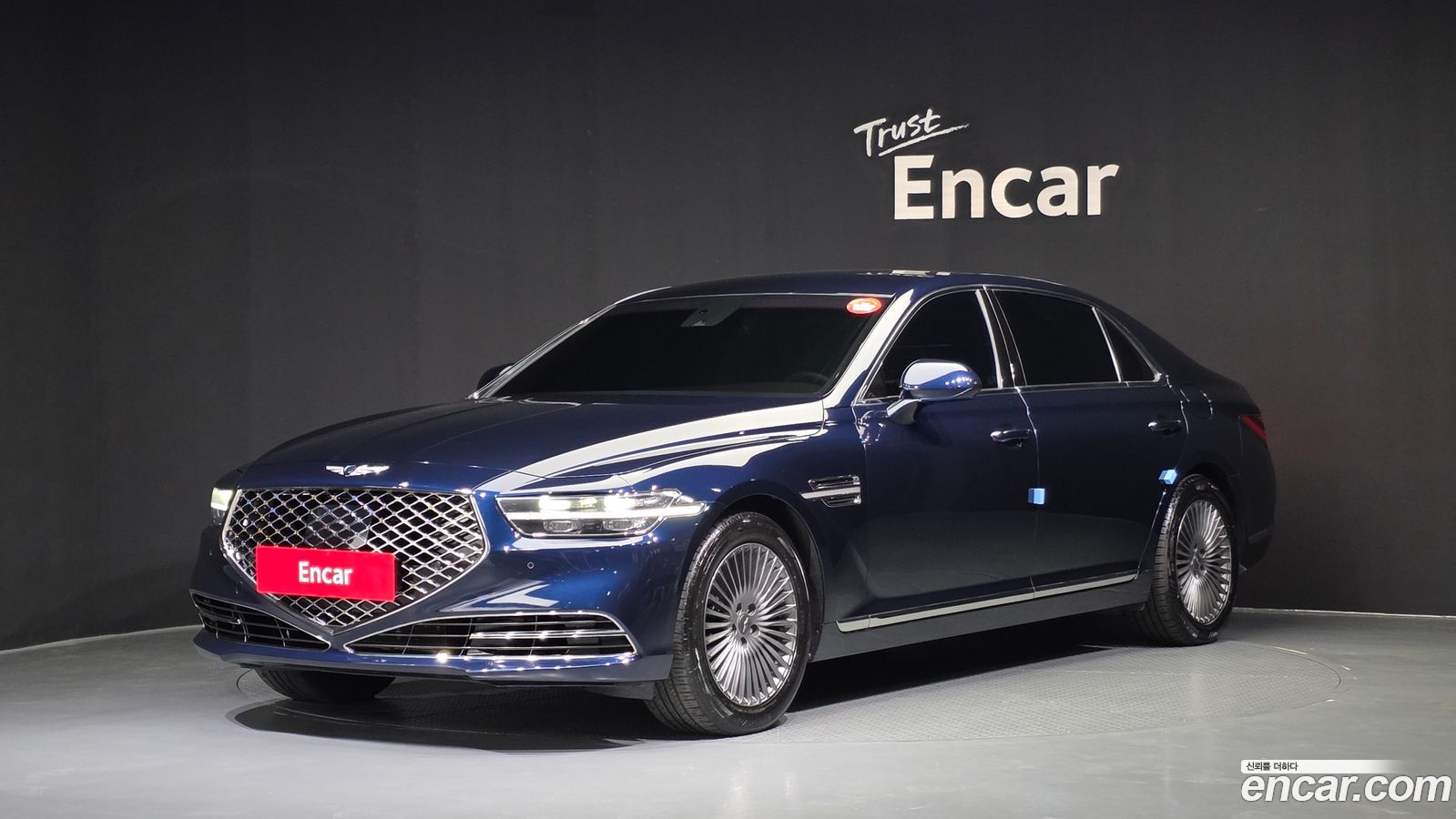 Genesis G90