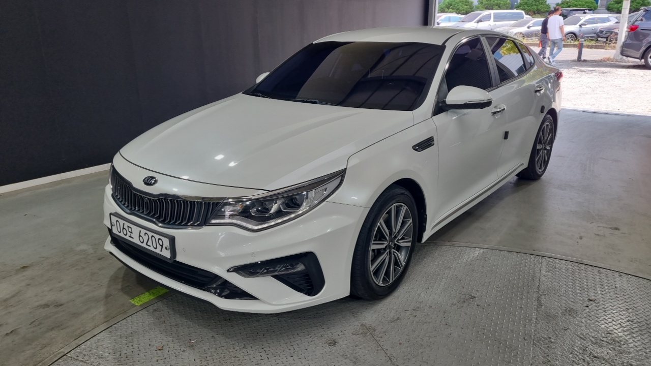 Kia K5 Mk2