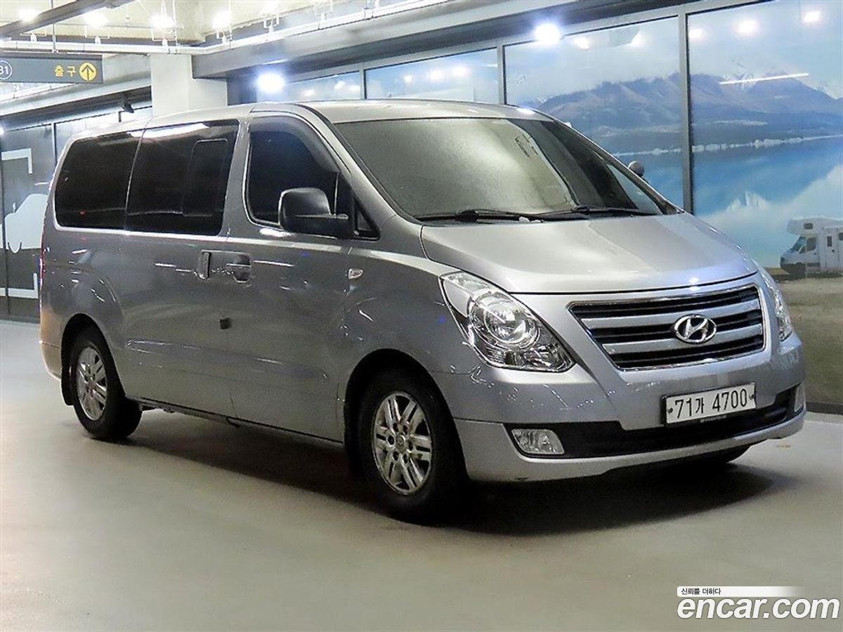 Hyundai Starex