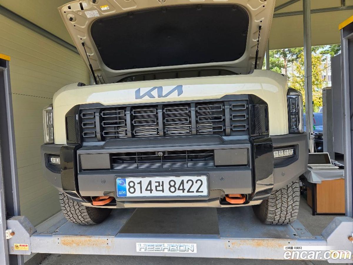 Kia Tasman