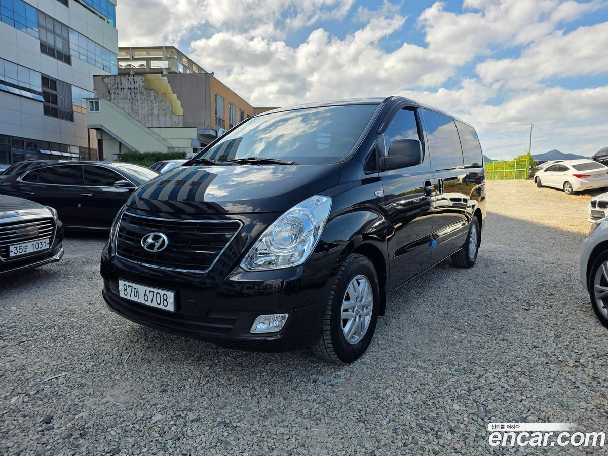 Hyundai Starex