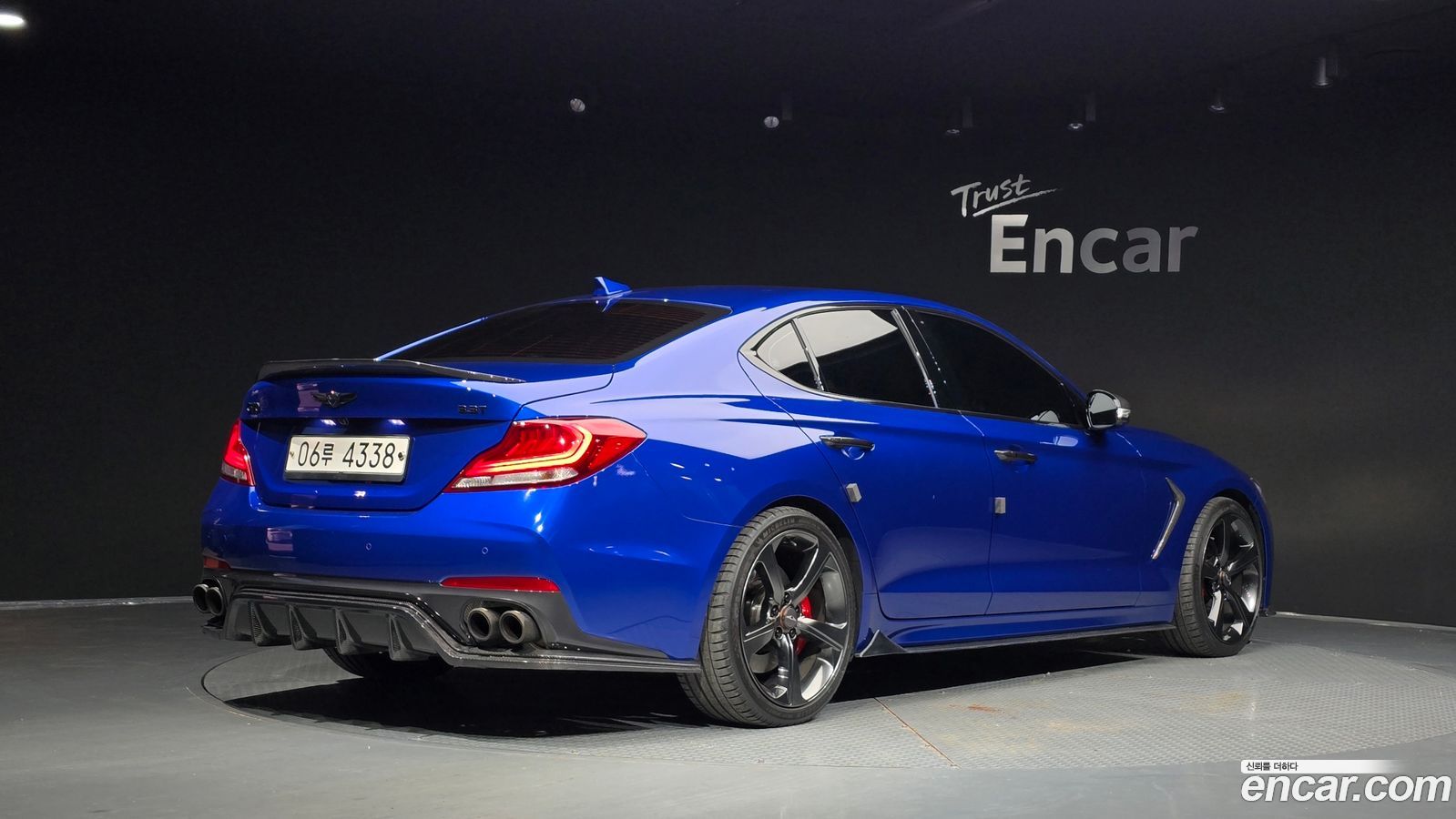Genesis G70