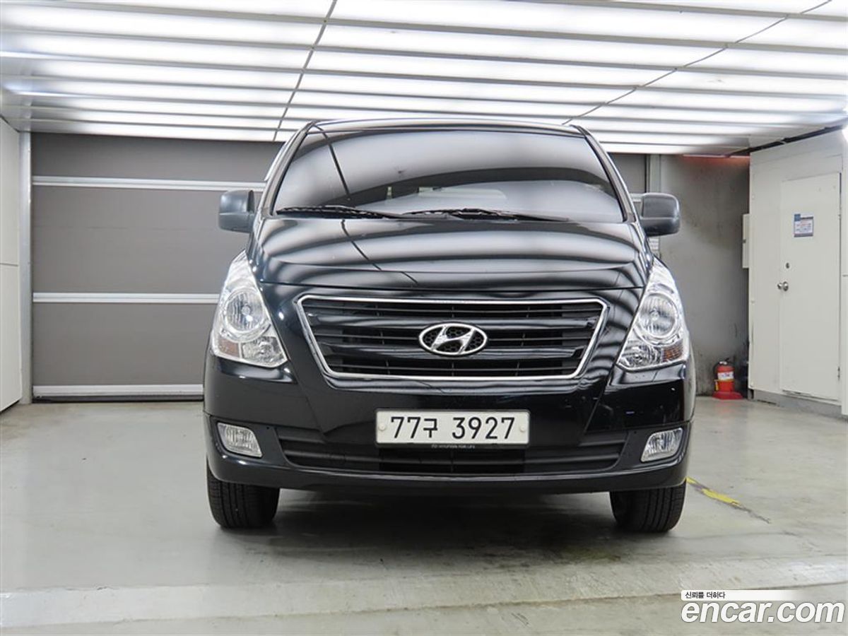 Hyundai Starex