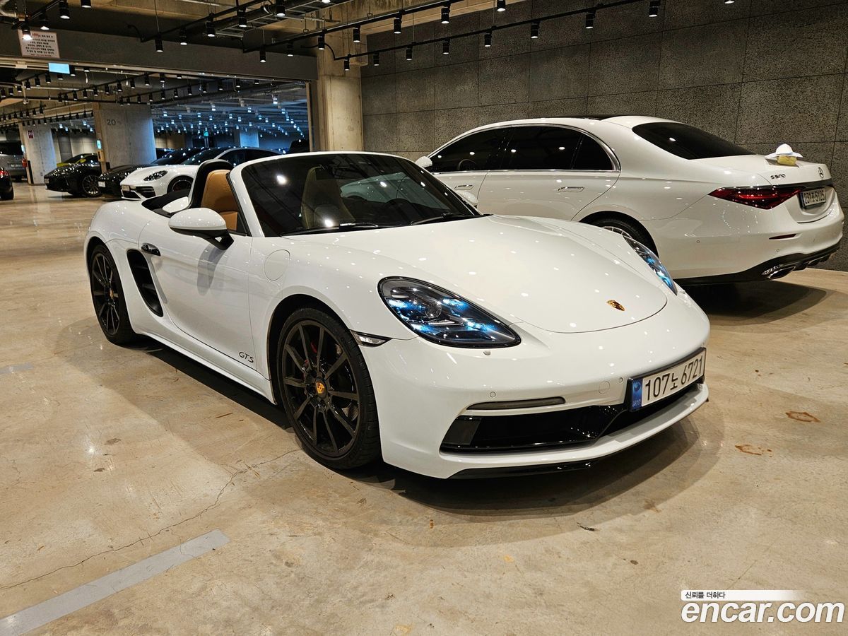 Porsche 718