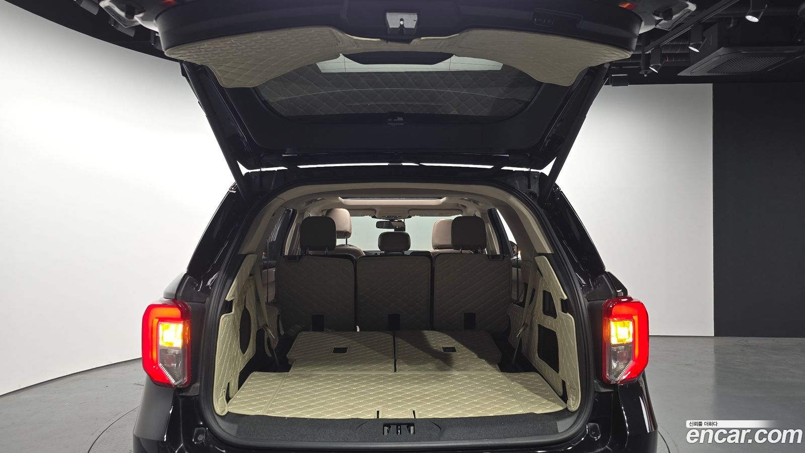 Ford Explorer Mk6