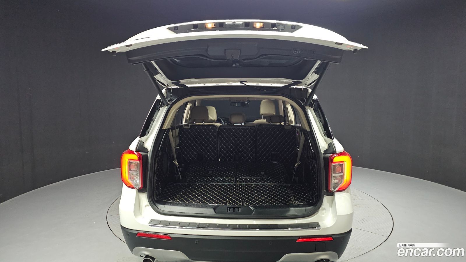 Ford Explorer Mk6