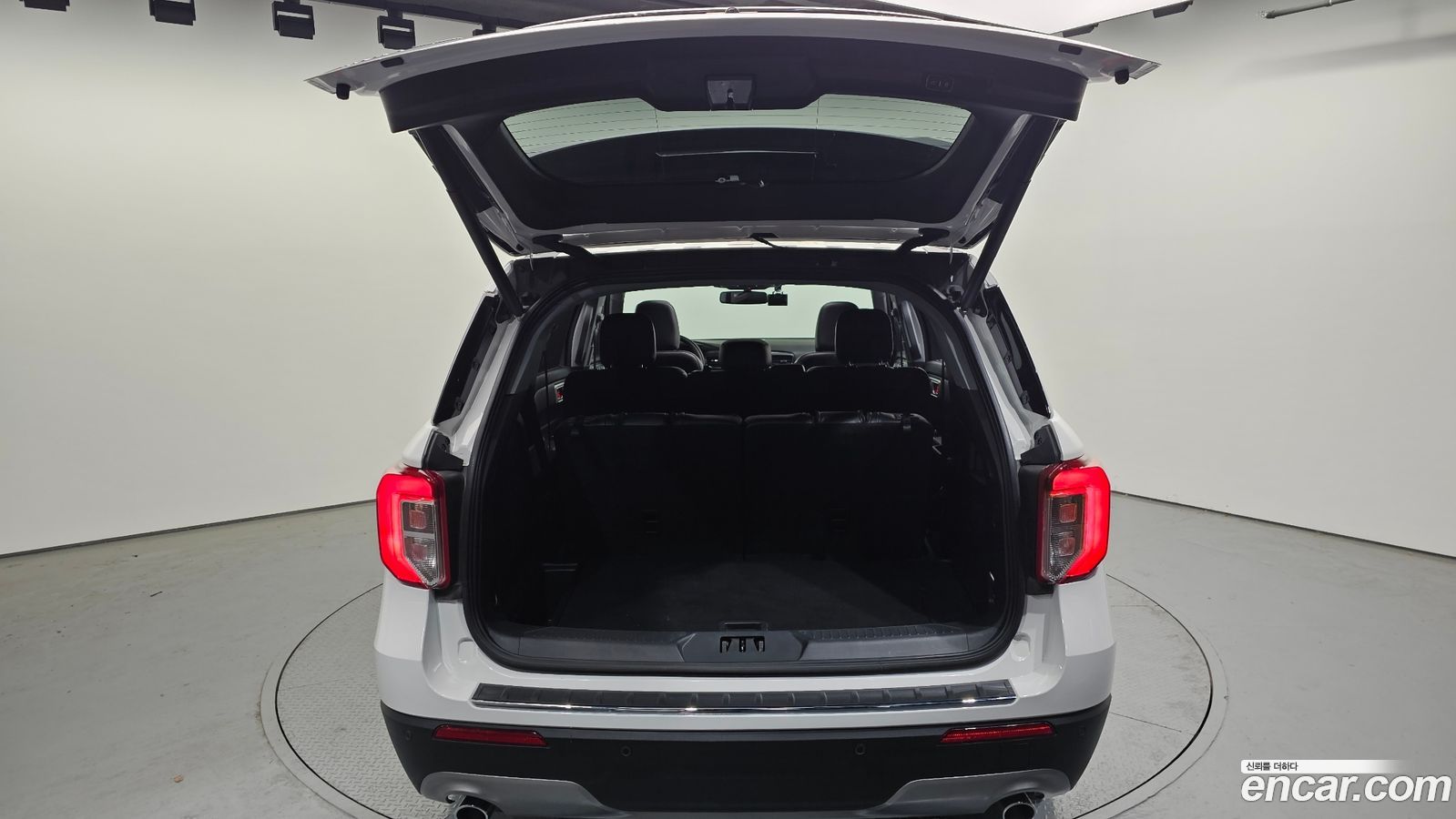 Ford Explorer Mk6
