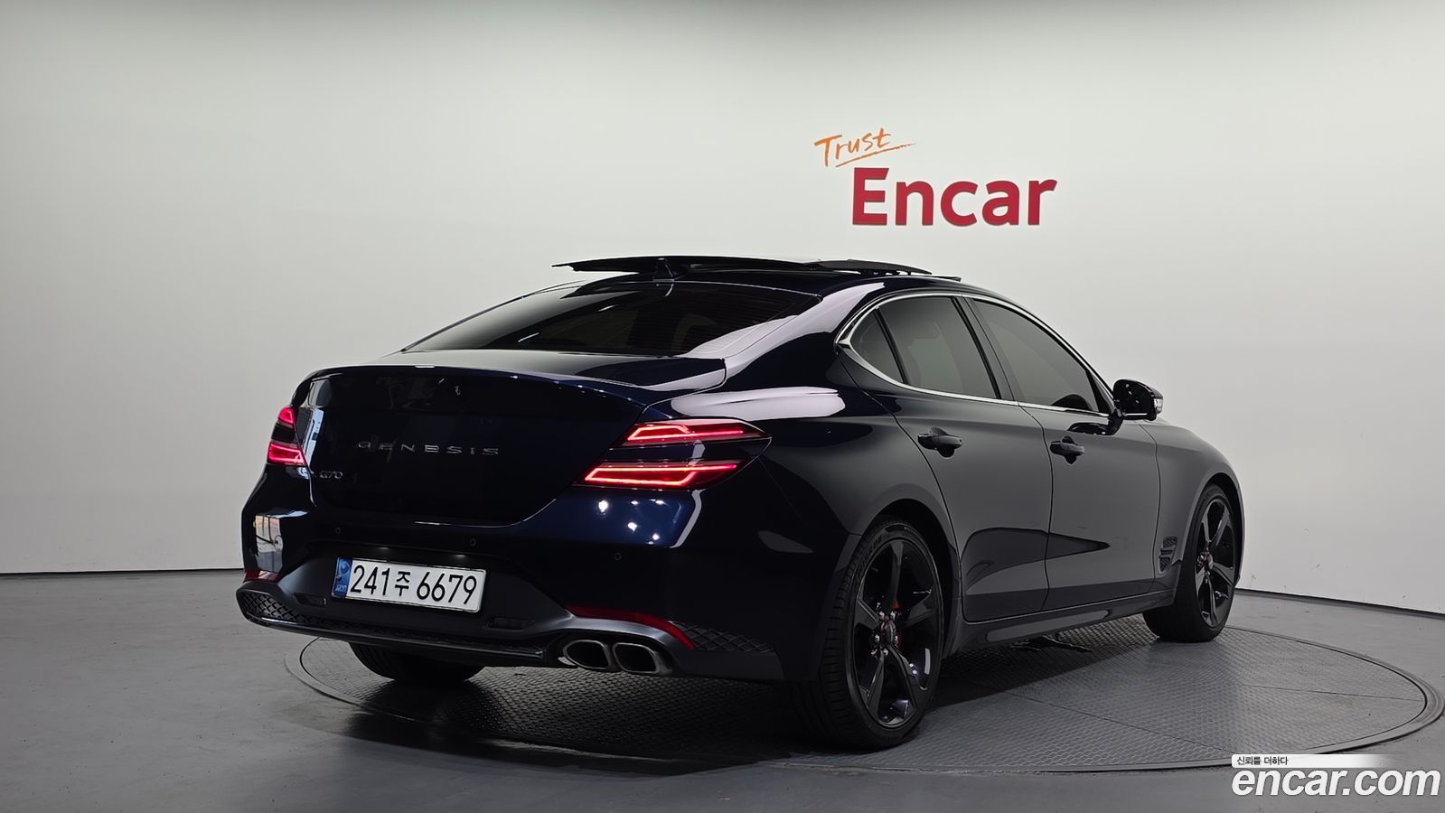 Genesis G70