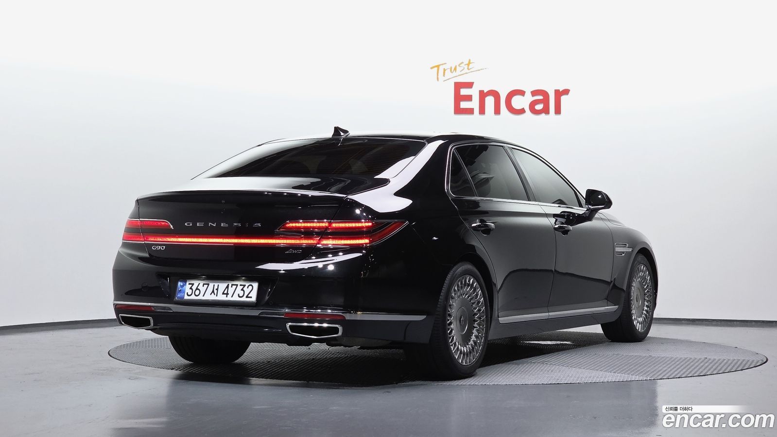 Genesis G90