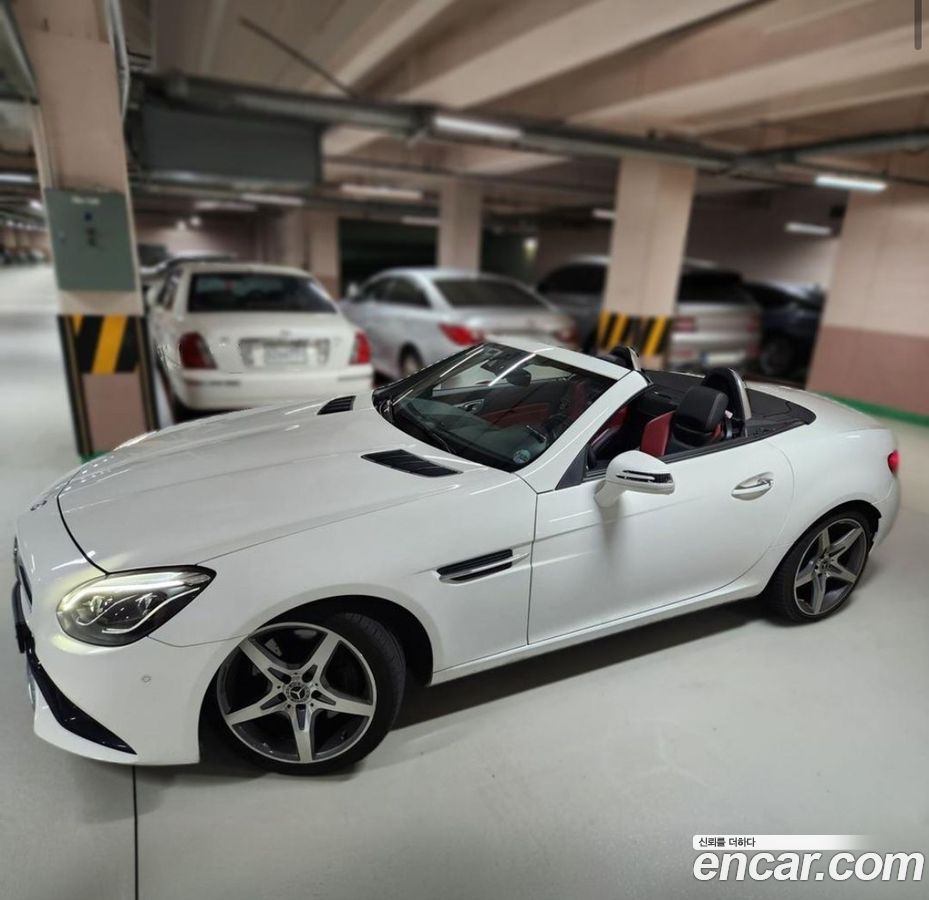 Mercedes-Benz SLC-Class