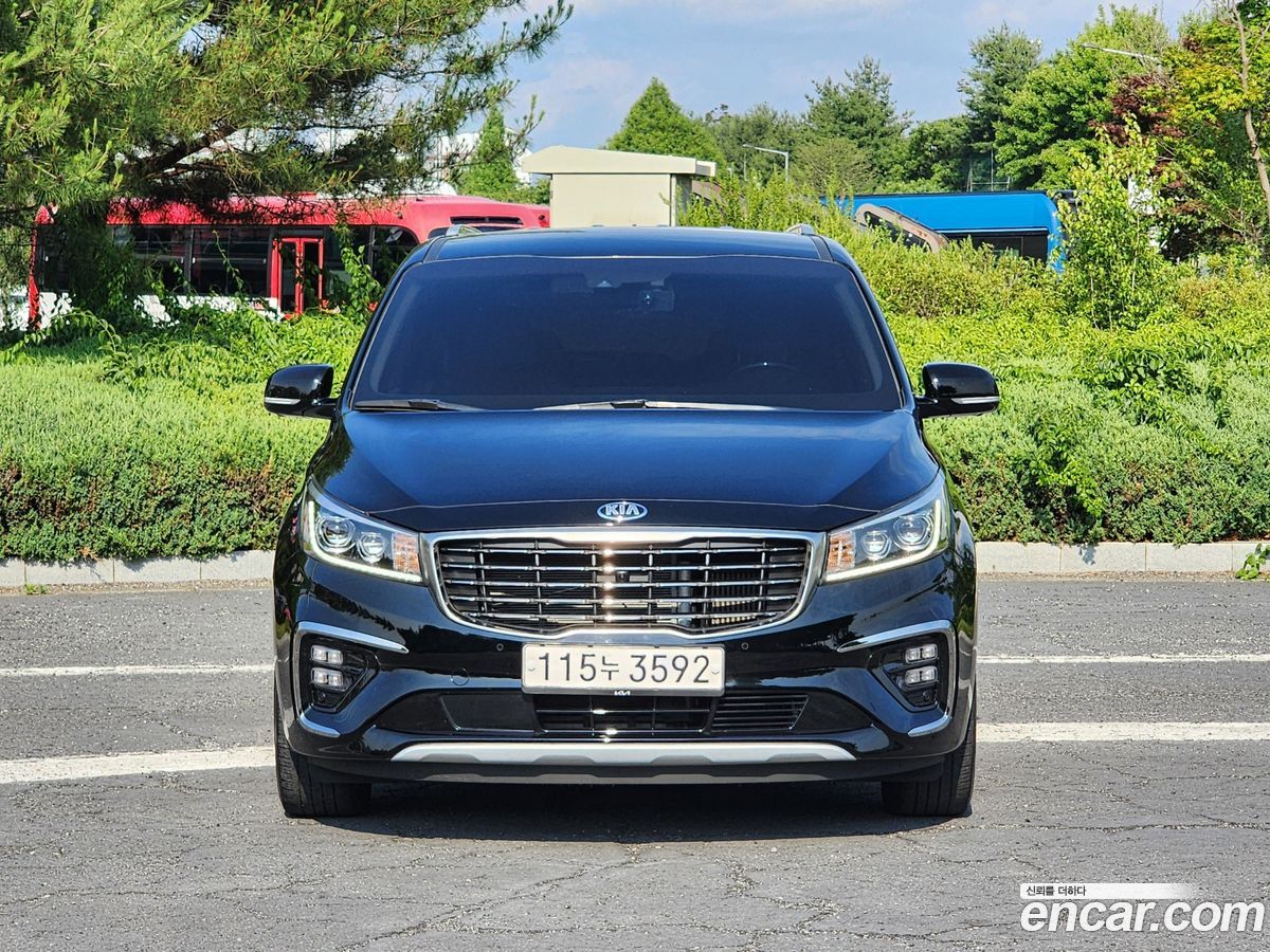 Kia Canival