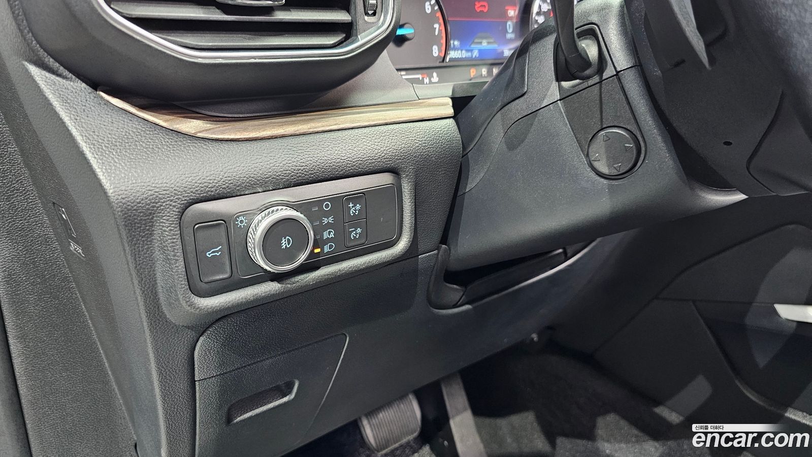 Ford Explorer Mk6