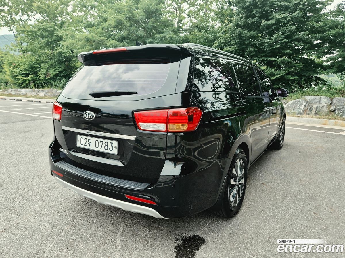 Kia Canival