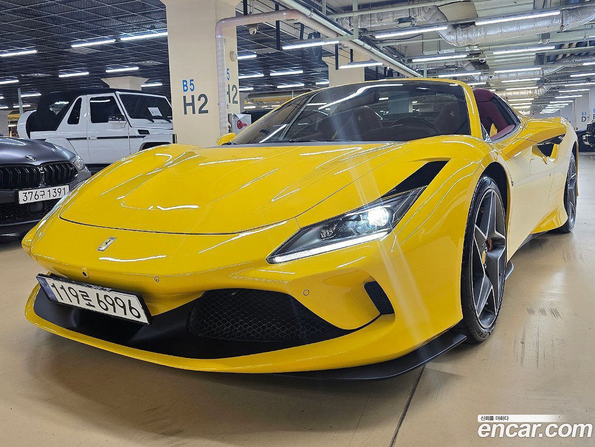 Ferrari F8 Spider