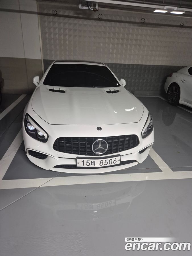 Mercedes-Benz SL-Class