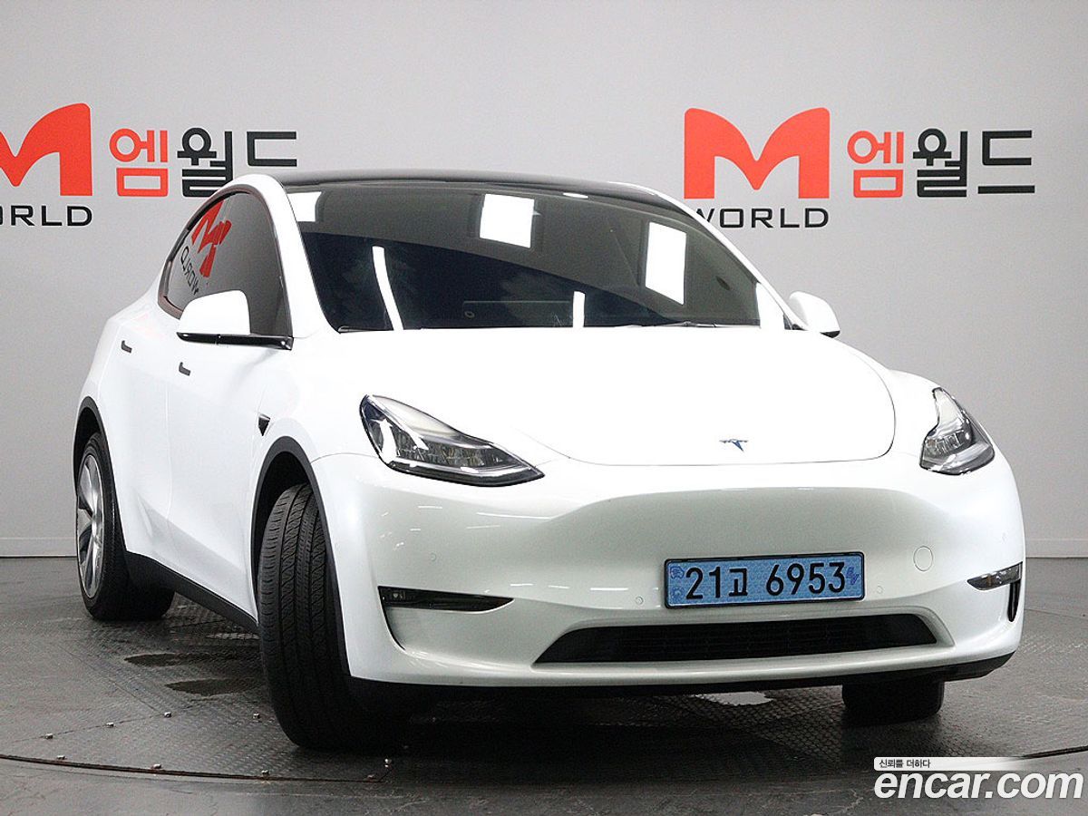 Tesla Model Y