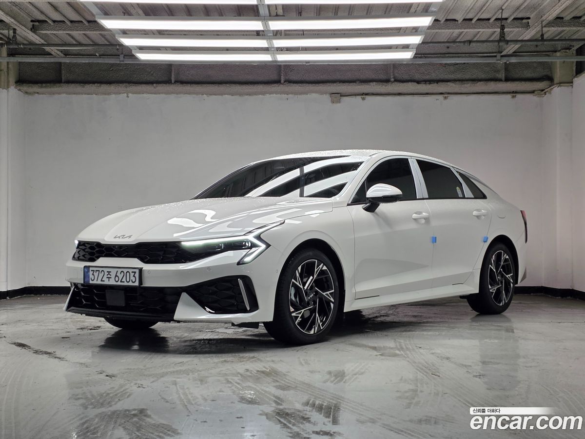 Kia K5 Mk3