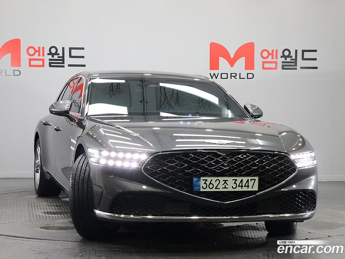 Genesis G90