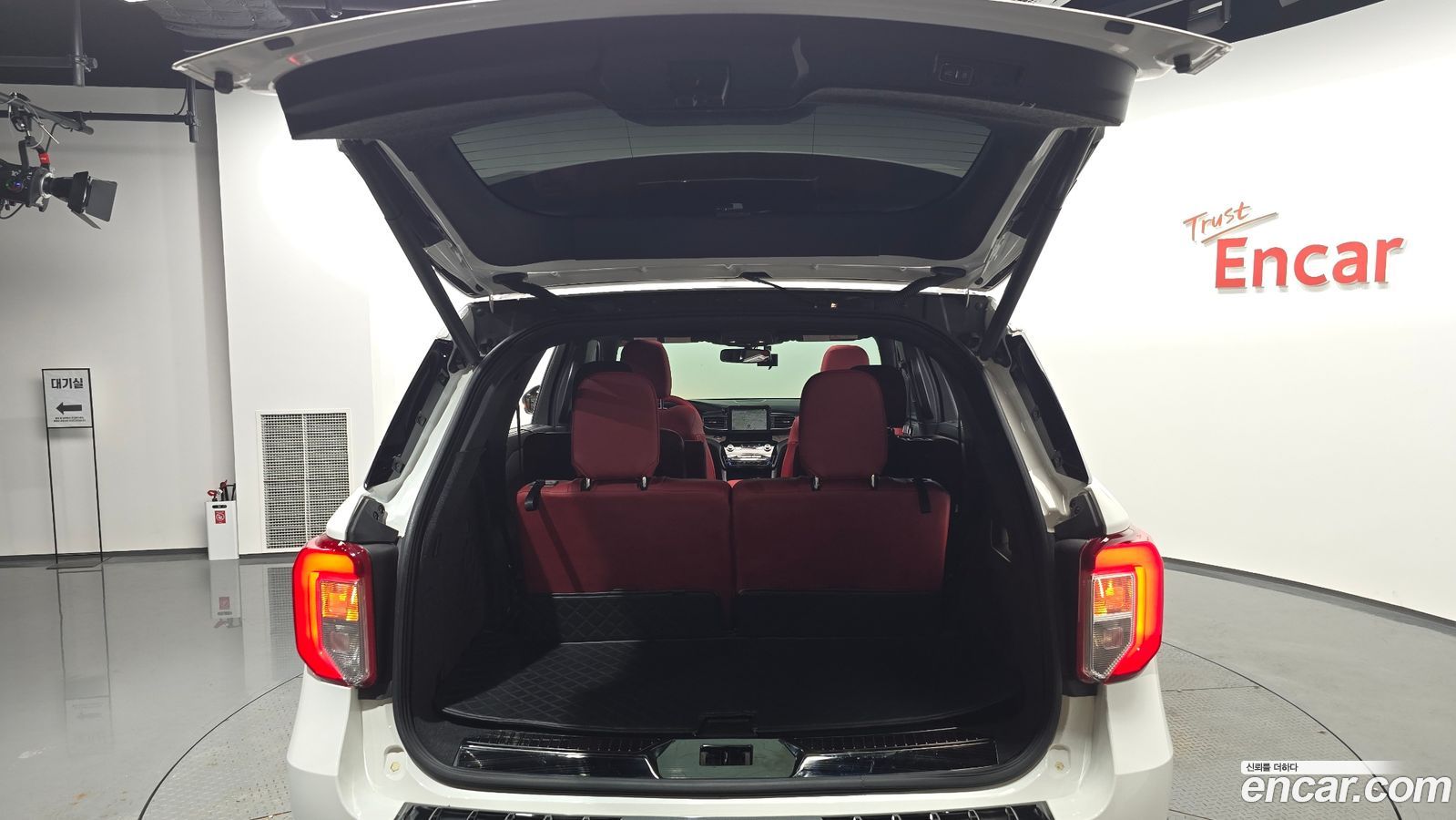 Ford Explorer Mk6