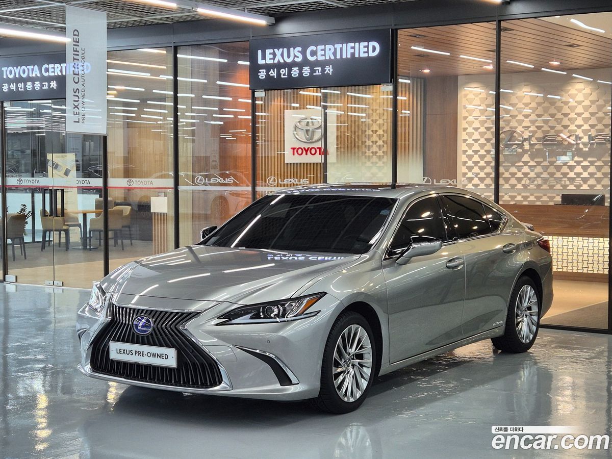 Lexus ES Mk7