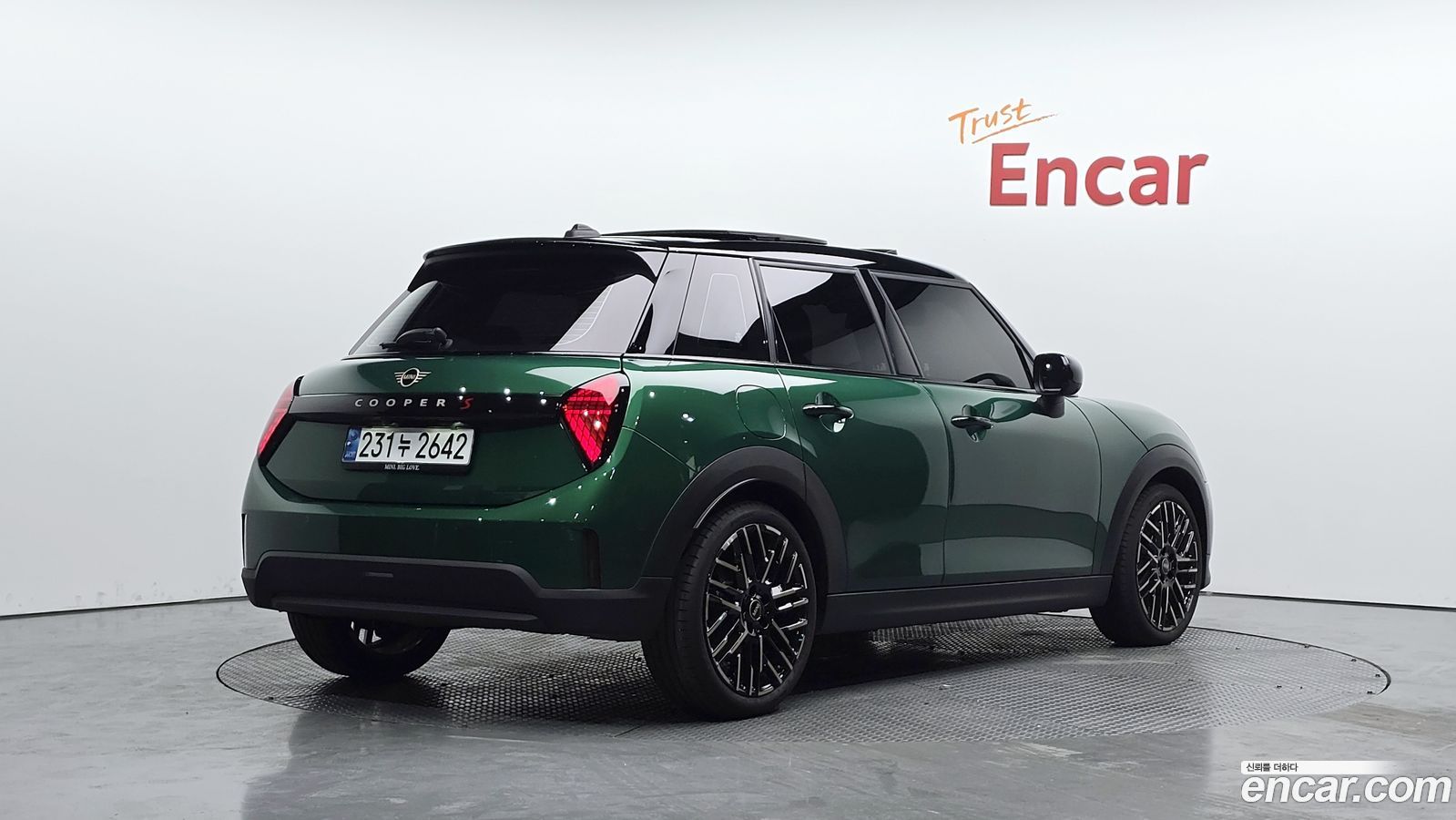 Mini Cooper Mk4