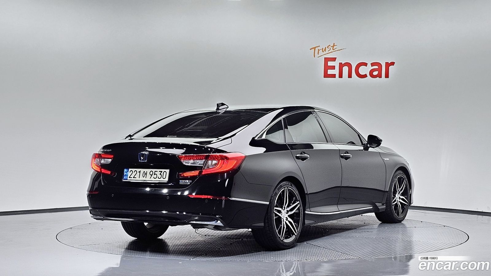 Honda Accord Mk10