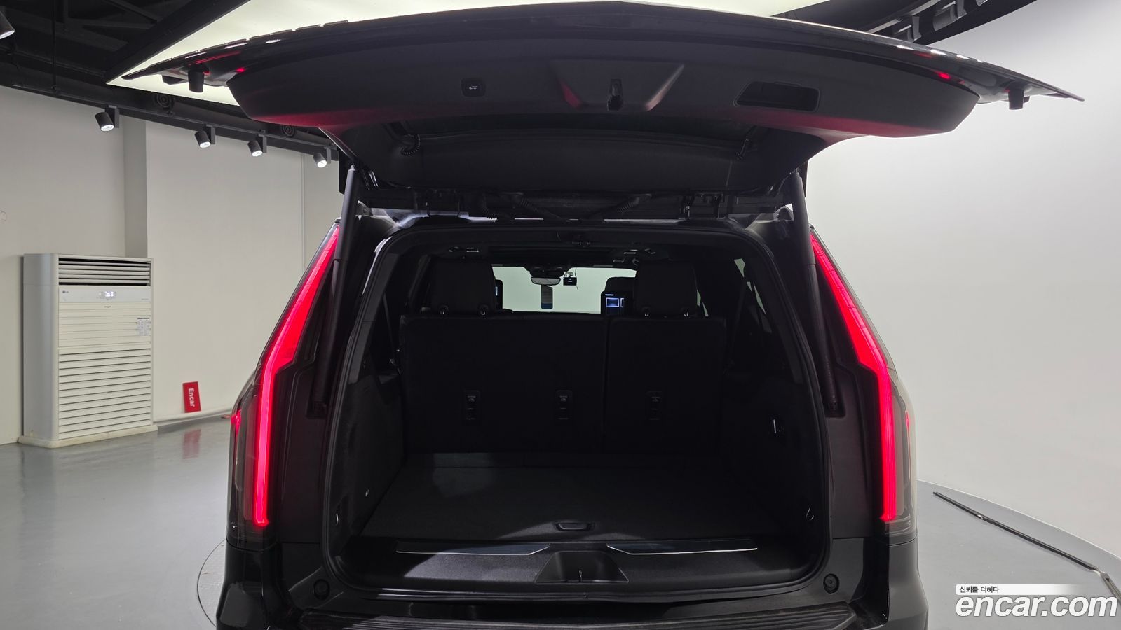 Cadillac Escalade Mk5