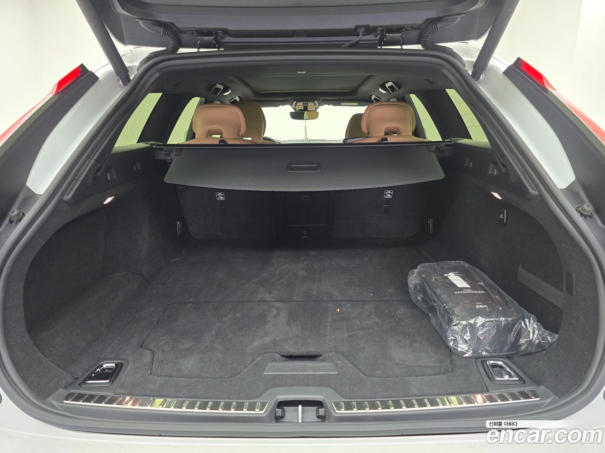 Volvo V90 Cross Country
