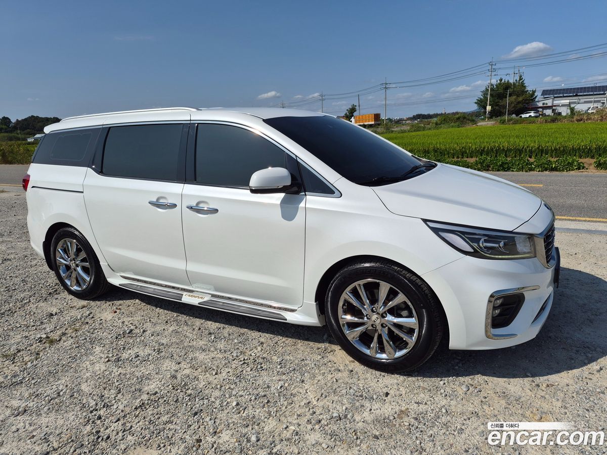 Kia Canival