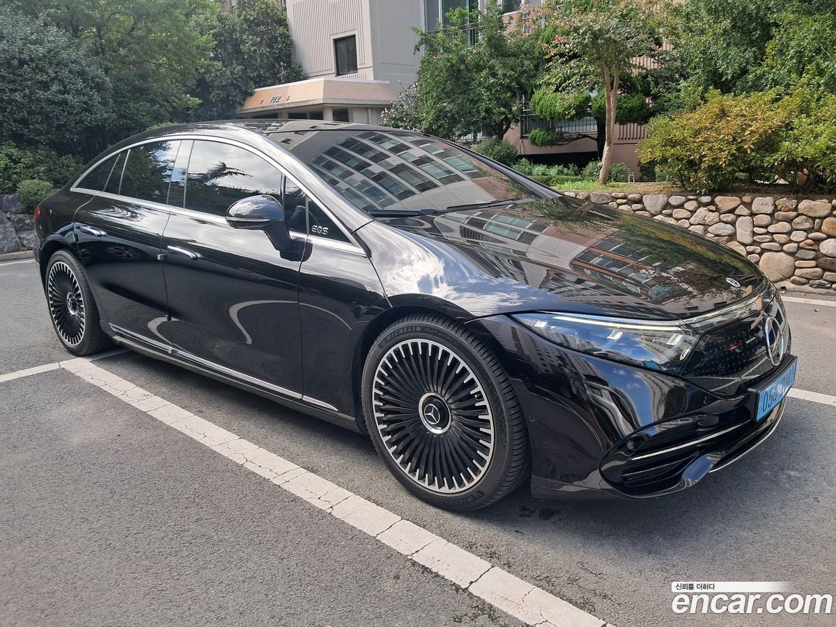 Mercedes-Benz EQS
