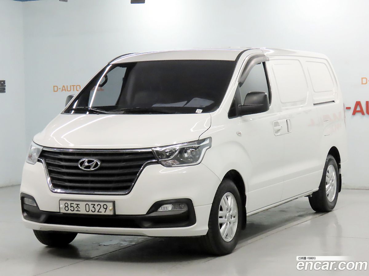 Hyundai Starex
